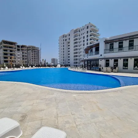 Lazy Weekend Iona In Caesar Blue Resort, Lunch 4pm, Super Gym, Sauna, Heated Swimming Pool, Jacuzzi Apartamento