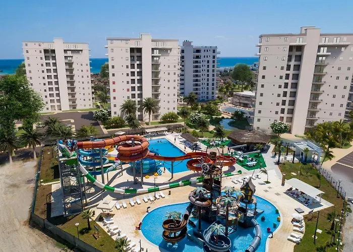 Διαμέρισμα Lazy Weekend Iona In Caesar Blue Resort, Lunch 4pm, Super Gym, Sauna, Heated Swimming Pool, Jacuzzi