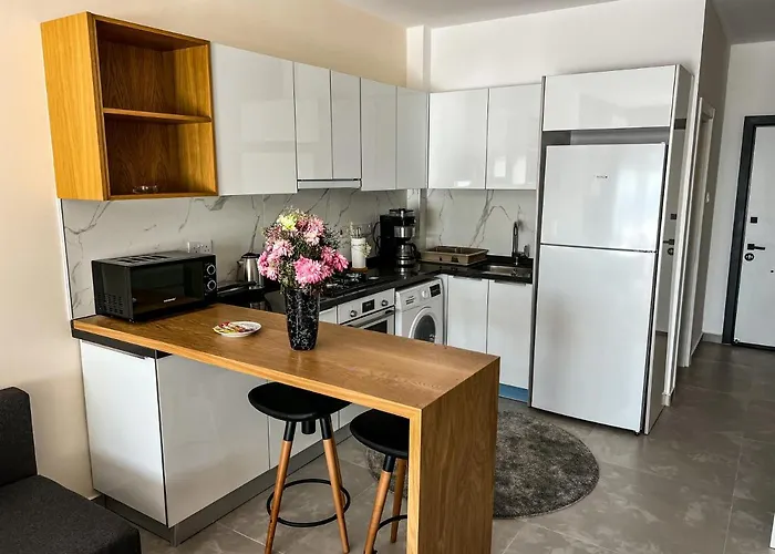 Lazy Weekend Iona In Caesar Blue Resort, Lunch 4pm, Super Gym, Sauna, Heated Swimming Pool, Jacuzzi Lägenhet *