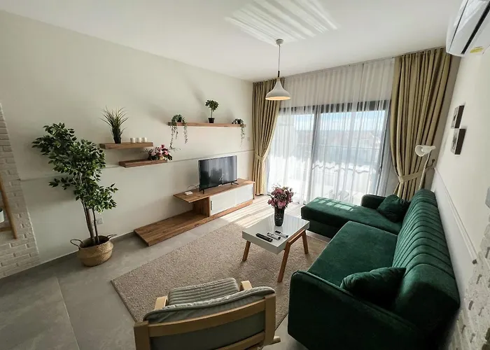 Lägenhet Lazy Weekend Iona In Caesar Blue Resort, Lunch 4pm, Super Gym, Sauna, Heated Swimming Pool, Jacuzzi *